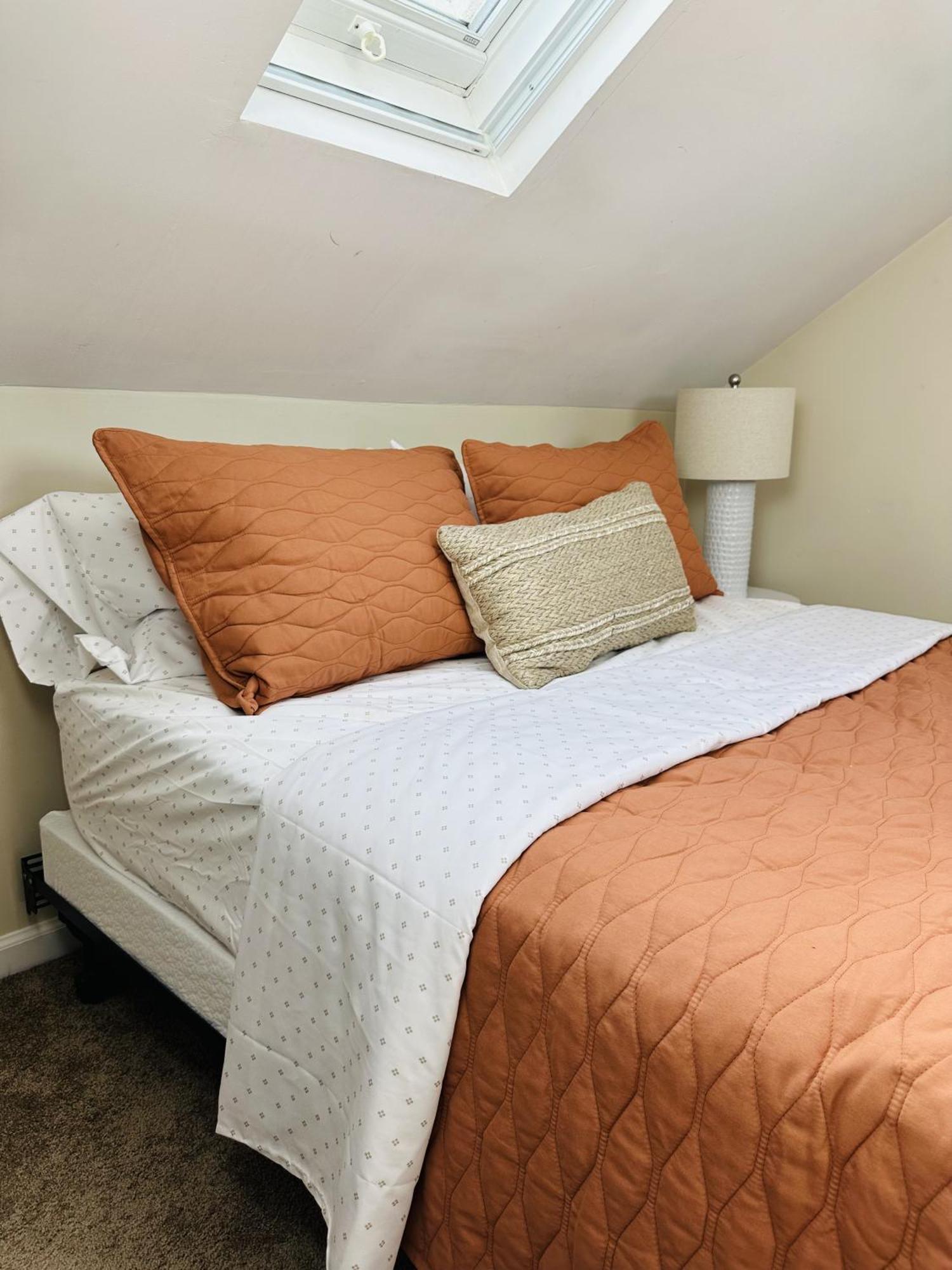 Cozy, Pleasant 2Br Apt In Beach Community! Norwalk Eksteriør bilde